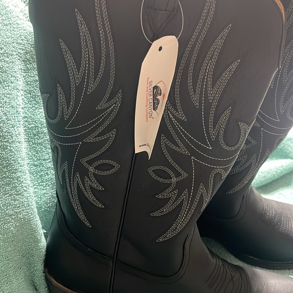 New Silver Canyon boots 9.5 - Picture 3 of 9